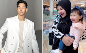 Foto Bareng Kim Soo Hyun, Ameena Putri Aurel Hermansyah Sempat Digendong?
