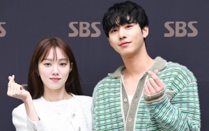 Ahn Hyo Seop Nyaris Kebablasan Saat Syuting Tindih Lee Sung Kyung di 'Dr. Romantic 3'