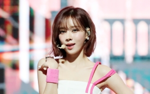 Winter aespa Gak Sadar Ketempelan Tawon Besar Bikin Syok