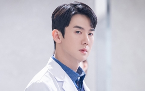 Yoo Yeon Seok Akui Agak Canggung, Cast 'Dr. Romantic' Sambut Penampilan Spesialnya Dengan Hangat