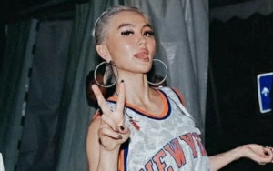 Agnez Mo Tampil Cantik Bak Putri Jawa Usai Spill Foto Hitam-Hitam, Dugaan Lagu Baru Mencuat