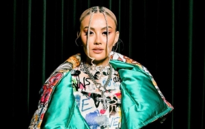 Agnez Mo Mendadak Hapus 'Jesus is My Savior', Kalimat Slang Misterius Terkuak