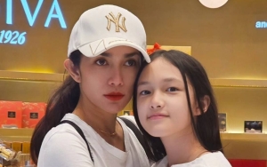 Tak Perlu Filter AI, Wajah Cantik Putri Ussy Sulistiawaty Versi Asli Bak Princess Korea