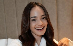 Cuitan Enzy Storia Diduga Kode Tengah Berbadan Dua Bikin Heboh