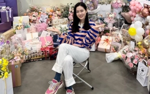 Son Ye Jin Perdana Sapa Publik Sejak Lahiran, Pesona Mama Baru Diagungkan Media Korea