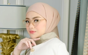 Nathalie Holscher Umbar Rambut Panjang Tak Pakai Hijab di Video Sendu, Tuai Pembelaan