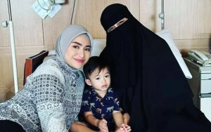 Agama Nathalie Holscher Dipertanyakan Usai Lepas Hijab, Umi Pipik Jawab Tegas