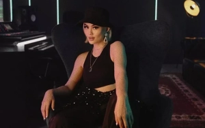 Agnez Mo Bereaksi Dengar Lagu Barunya Dinyanyikan dengan Artikulasi Asal-asalan