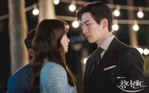 Gestur Junho 2PM Ke Yoona SNSD Saat Syuting di Ranjang 'King the Land' Disorot