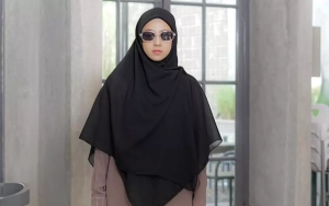 Biasa Gamisan, Natasha Rizki Kini Kenakan Setelan Celana