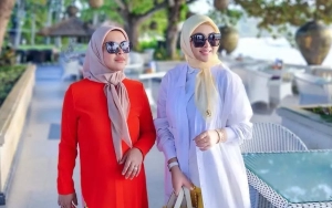Ikuti Tren Fashion, Dagangan Keluarga Syahrini Diduga Masih Saja Tak Laku