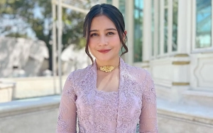 Kostum Unik nan Heboh Prilly Latuconsina di Jember Fashion Carnaval Ternyata dari Sampah