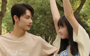 Gak Cuma Ciuman, Jun SEVENTEEN Bikin Syok Beradegan Ranjang di 'Exclusive Fairytale'