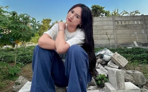 Istri Eks Pacar Dikritik, Outfit Happy Asmara Justru Dipuji Abis-abisan Saat Datangi Kantor Dukcapil