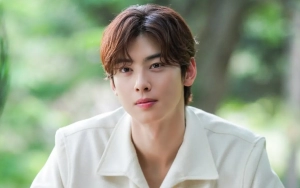 Ukuran Tangan Vs Wajah Cha Eun Woo ASTRO Tuai Syok Media Korea