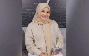 Pengasuh Ameena Terharu Usai Kecipratan Hadiah Mahal dari Aurel Hermansyah