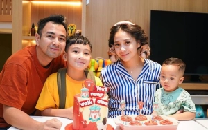 Nagita Slavina Pamer Gaya Rambut Curly Imut di Ultah Rafathar, Harga Catokan Bikin Kaget