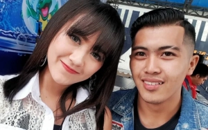 Happy Asmara Mendadak Muncul Pamer Cincin Mewah, Delva Irawan Beri Teguran