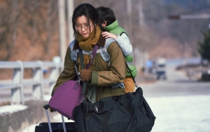 Han Hyo Joo Awalnya Enggan Jadi Emak-Emak di 'Moving', Penulis Naskah Buka Suara