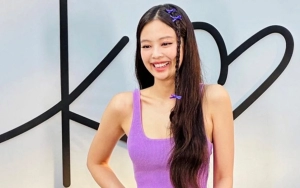 Buktikan Jadi Fashionista Sejati, Jennie Tampil Menawan Berbalut Jacquemus di Harper's Bazaar