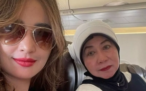 Ibu Dewi Persik Beri Pengakuan Mengejutkan Soal Isu Putrinya Putus Dari Calon Suami Pilot