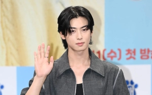 Cha Eunwoo Lebih Malu Syuting Mabuk Ketimbang Buka Baju di 'A Good Day To Be A Dog'