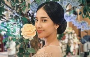 Kostum Anya Geraldine Untuk Pemotretan Halloween Disebut Mirip Cabai Keriting