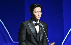 Grand Bell Awards 2023: Kim Seon Ho Buat Kesalahan Saat Pidato Kemenangan