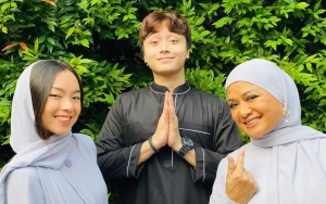 Betharia Sonata Nangis Saat Jenguk Leon Dozan di Kantor Polisi 