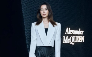 Jung Yu Mi Sentil Balik Nyinyiran Kemenangannya di Blue Dragon Film Awards 2023