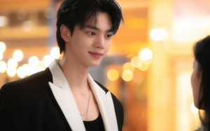 Still Cut 'My Demon' Kuak Nasib Song Kang Usai Ditusuk Pisau 