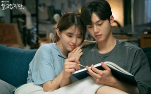 Momen Song Kang Abaikan Instruksi Sutradara 'Nevertheless' Saat Syuting Ciuman Kembali Viral