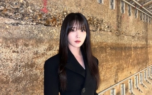 IU Gunakan Paspor untuk Masuk Gedung HYBE