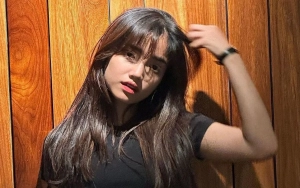 Fuji An Buka Suara usai Kena Nyinyir Gegara Benarkan Baju di Depan Ganjar Pranowo
