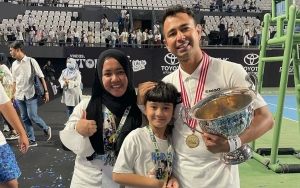 Raffi Ahmad Bangga Mbak Lala Pengasuh Rafathar Raih Gelar Sarjana