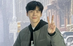Kim Seon Ho Ramai Digombali kala Pamer Acara Fanmeeting