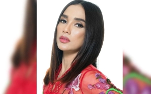 Ussy Sulistiawaty Deg-degan Putri Cantik Fashion Show Gandeng Cowok Ganteng