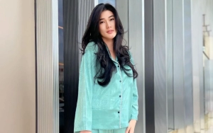 Detik-Detik Jenazah Stevie Agnecya Dimakamkan Secara Islam Usai Mualaf