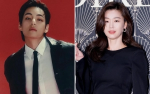 Visual V BTS di Pertandingan Sepak Bola Buat Ibu Mertua Jun Ji Hyun Terpesona