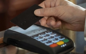 Keuntungan dan Kelebihan Memiliki Black Card yang Perlu Kamu Ketahui