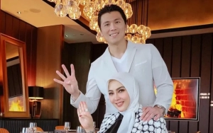 Syahrini Pamer Foto Estetik usai Postingan Janggal Reino Barack Kembali Picu Isu Pisah