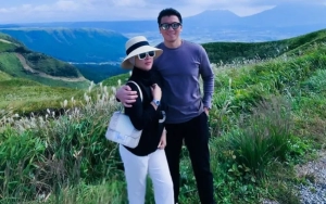 Syahrini Mesra Bareng Reino Barack di Foto Mirip Maternity Shoot Seraya Umbar Baby Bump
