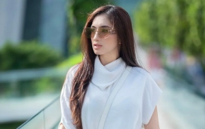 Angel Karamoy Jalani Perawatan setelah Ekspos Wajah Cantik Bekas Oplas