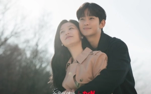 Kim Soo Hyun dan Kim Ji Won Bikin Album OST 'Queen of Tears' Laku Keras