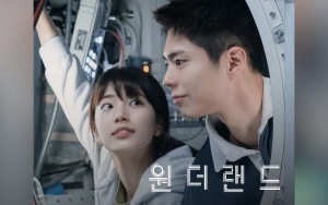 Suzy Bocorkan Rahasia di Balik Momen Intim Bareng Park Bo Gum untuk 'Wonderland'