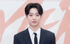 Lai Guanlin Eks WANNA ONE Tuai Reaksi Salut usai Umumkan Pensiun 
