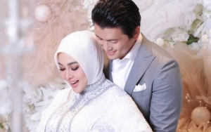 Syahrini Bumil & Reino Barack Rayakan Idul Adha kala Pria Bule Masa Lalu Jual Buku Syur