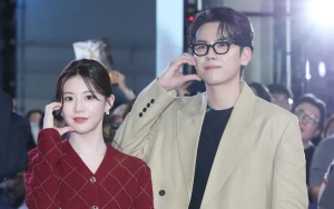 Kim Do Hoon Beri Go Yoon Jung Sederet Nasihat saat Hadiri Baeksang Arts Awards 2024