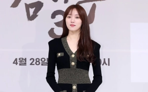 Aksi Lee Sung Kyung Lindungi Fans dari Pengawal di Bandara Kembali Viral