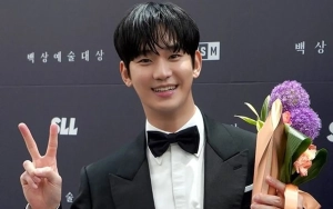 Kim Soo Hyun Gegerkan Fans setelah Visual Terbaru Dinilai Berubah Drastis  